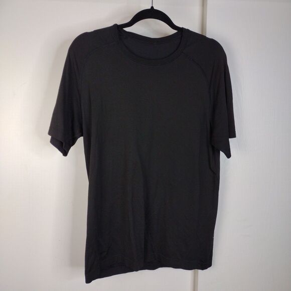 Lululemon Shirt Mens Size L Black Tee Stretch Athleisure Comfort - Picture 1 of 6